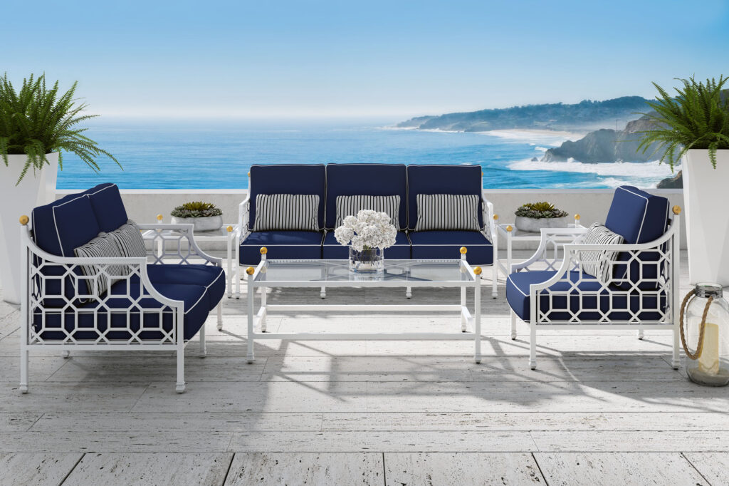 My Life in Blue & White outdoor space