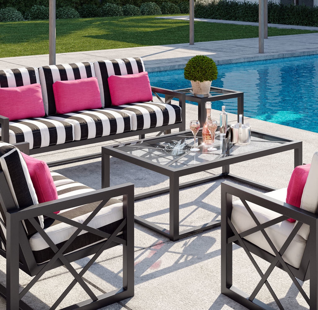 Palm Springs sling dining collection